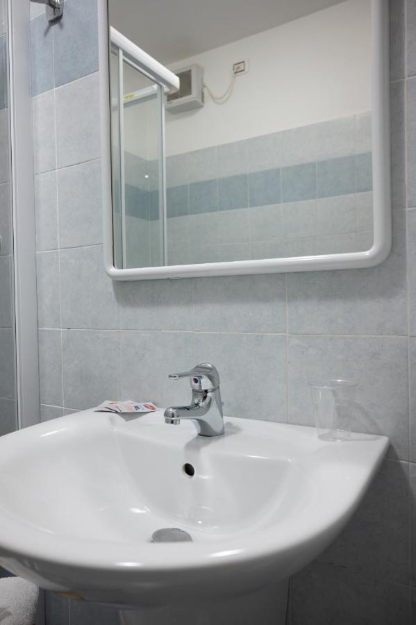 Ostello Citta Di Rovereto Rovereto  Dış mekan fotoğraf
