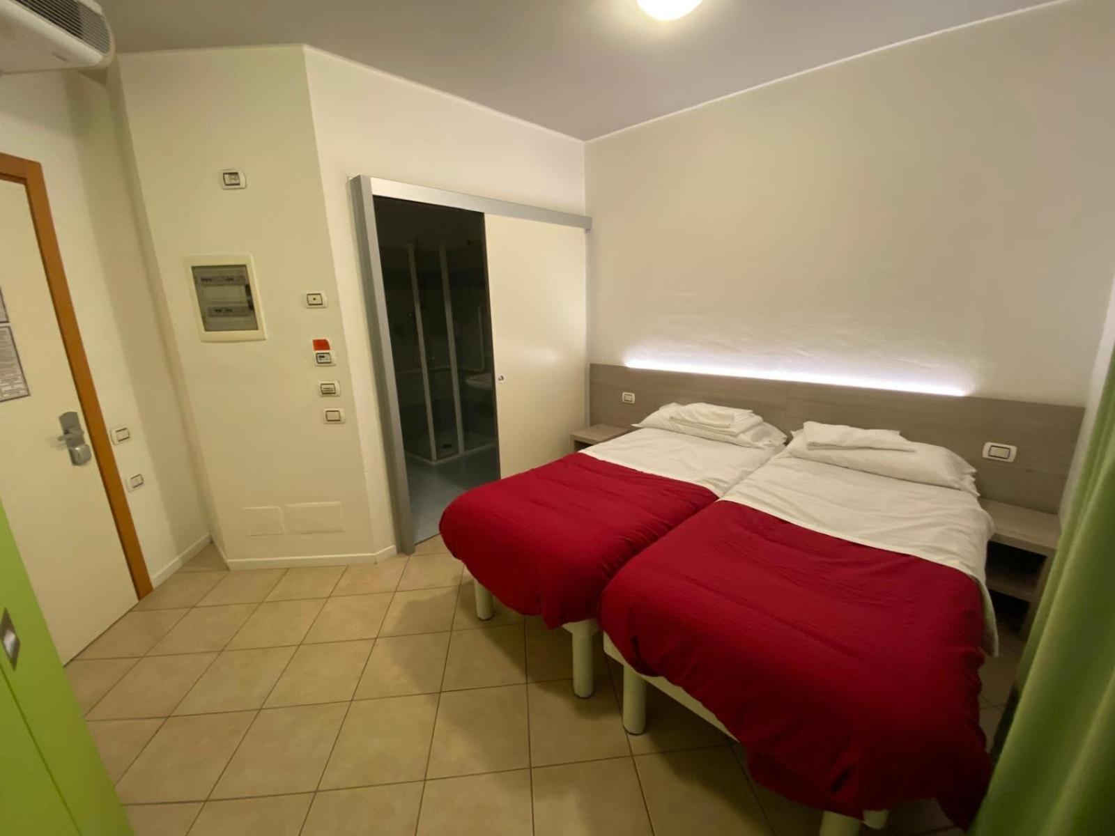 Ostello Citta Di Rovereto Rovereto  Dış mekan fotoğraf